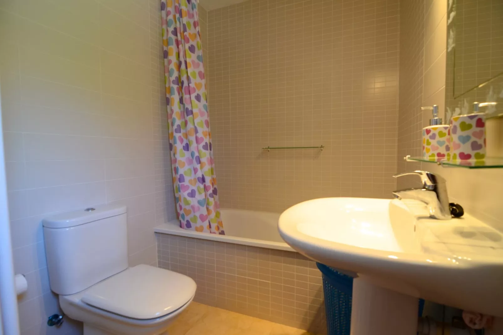 FLUVIA 32 A-Badkamer