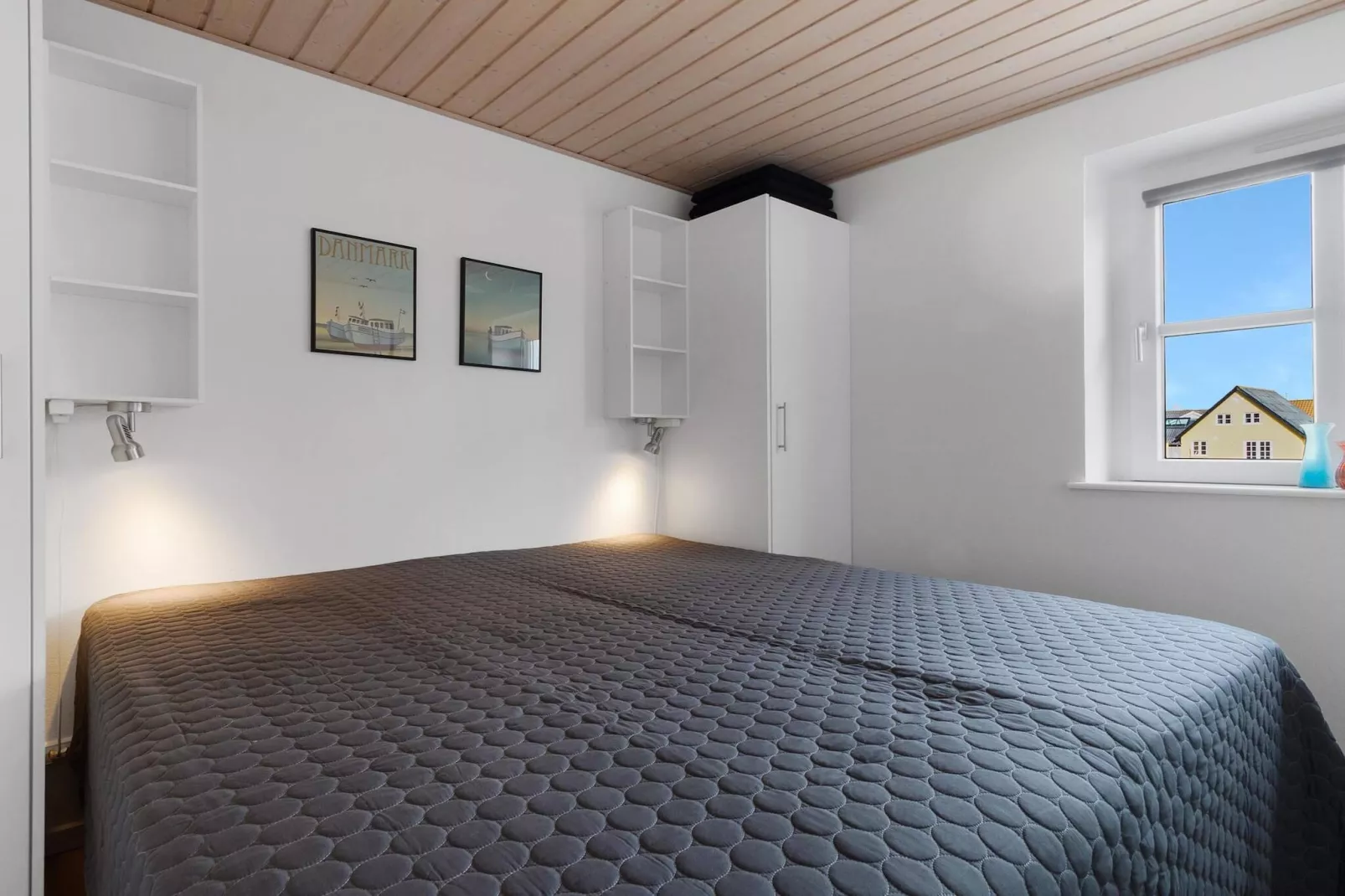 Vakantiehuis in Lokken met terras-Binnen