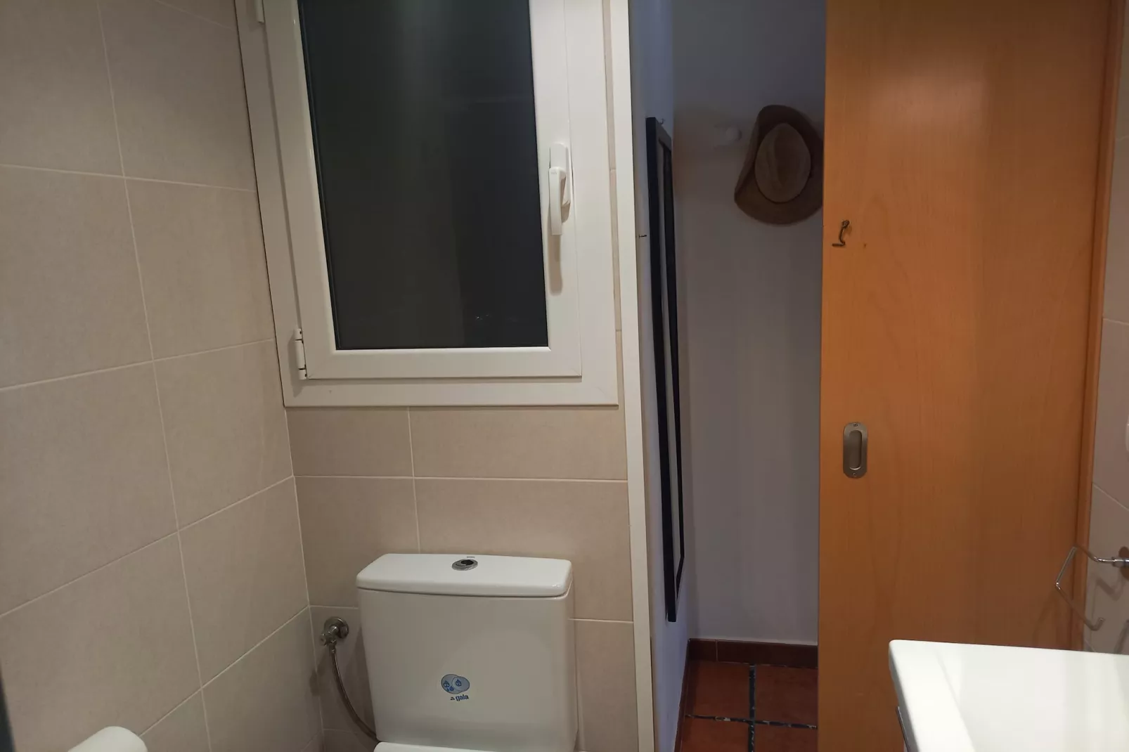 PUIG SUREDA 36 2-1-Badkamer