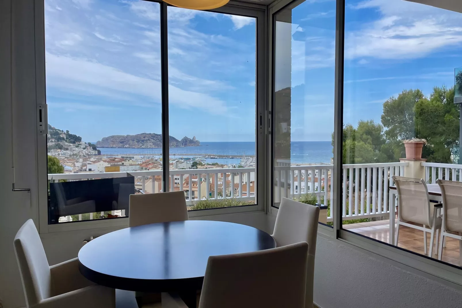 VILLA CANTABRIC-Terrasbalkon