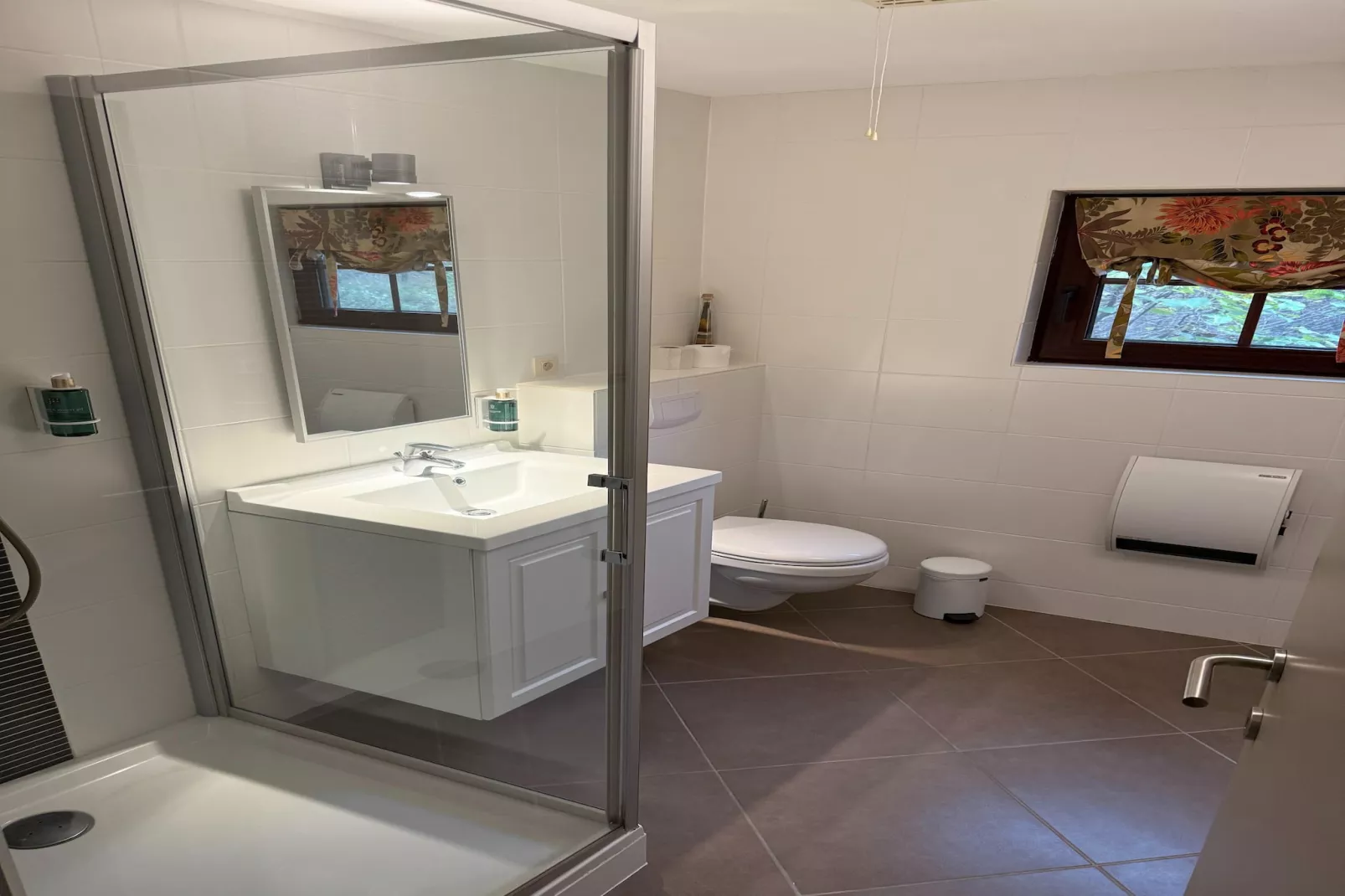 Le Vieux Moulin Bohan-Badkamer