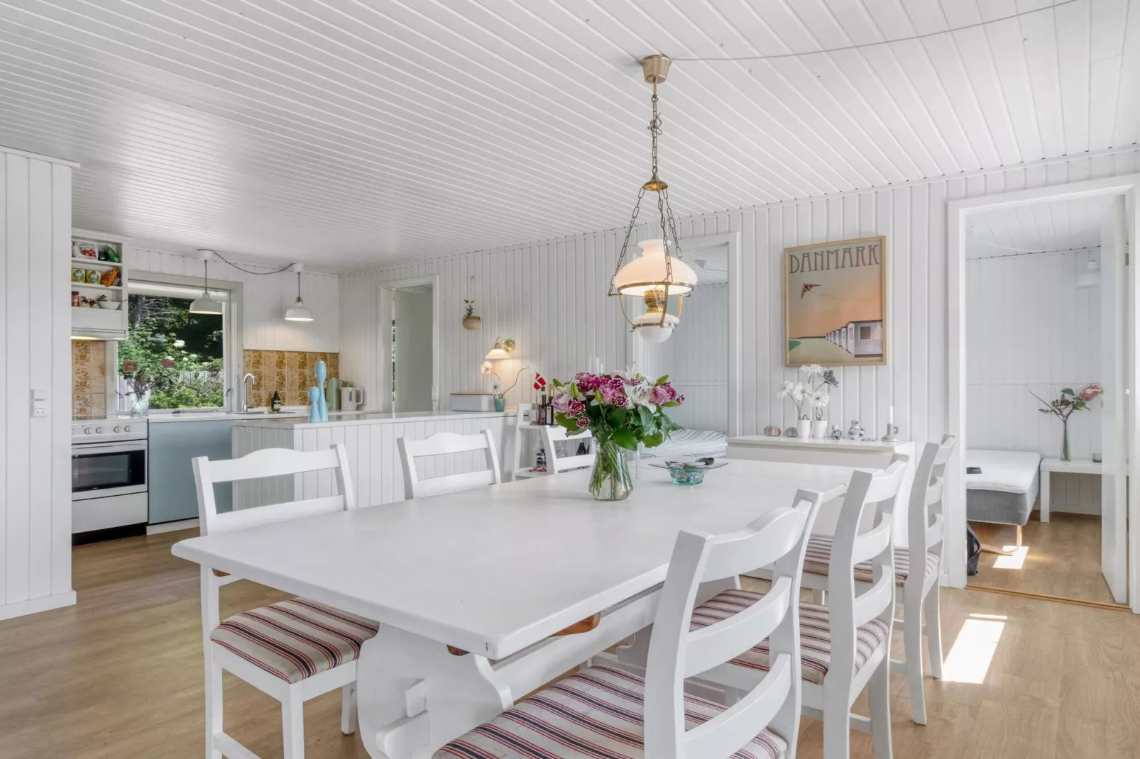 Vakantiehuis in Lokken aan het strand-Binnen