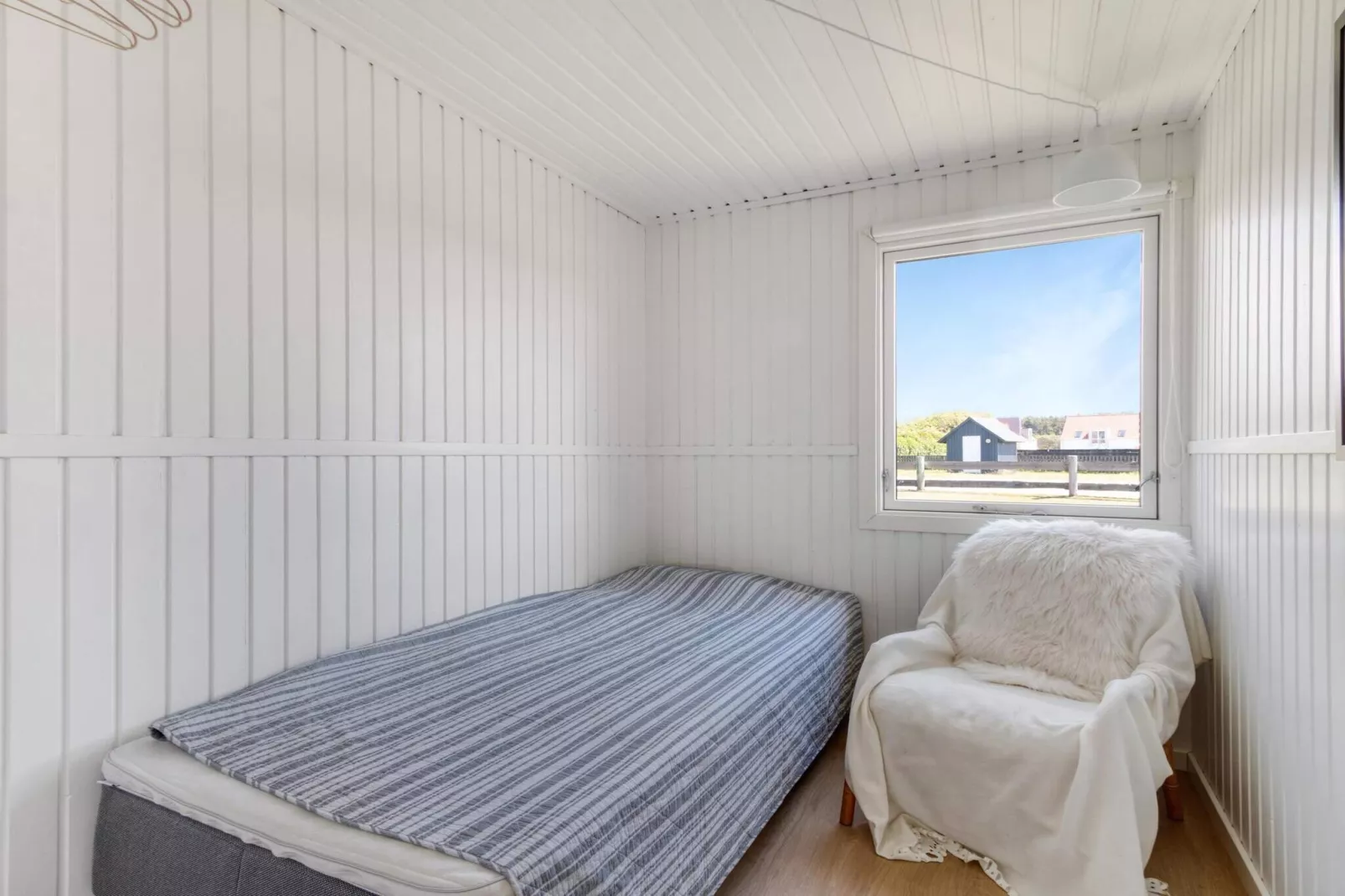 Vakantiehuis in Lokken aan het strand-Binnen