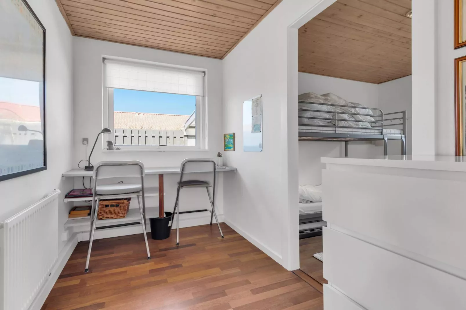 Vakantiehuis in Lokken aan het strand-Binnen