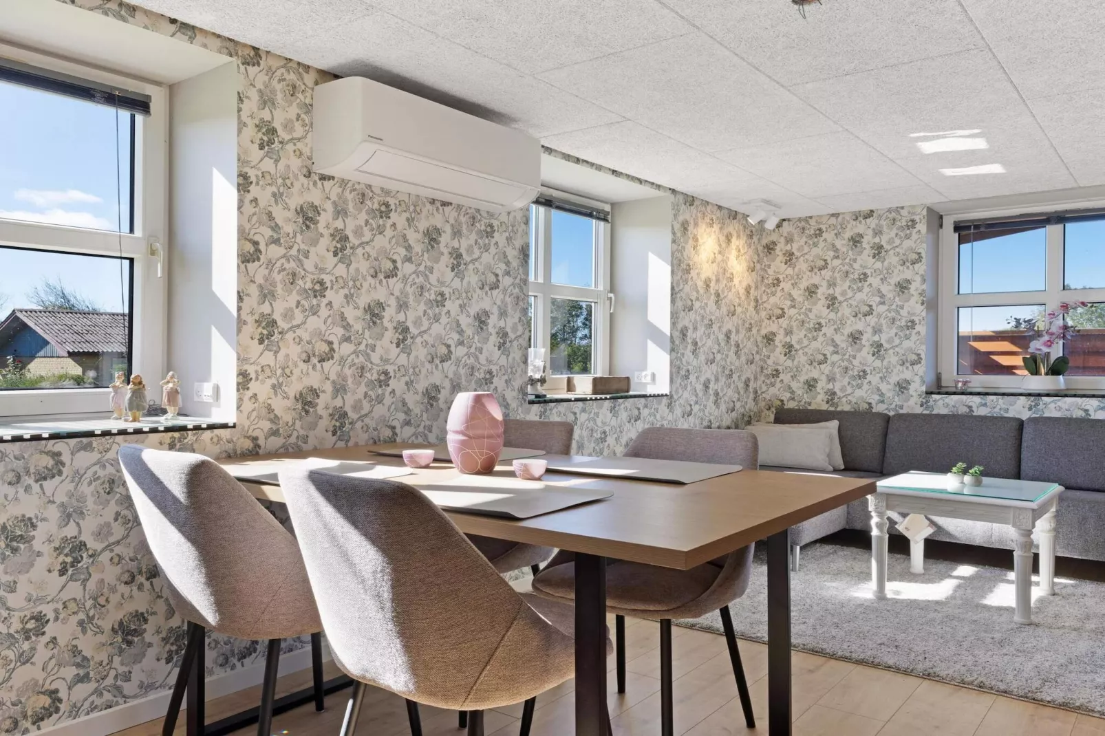 Kustcharme: Gezellig vakantiehuis in Lokken-Binnen