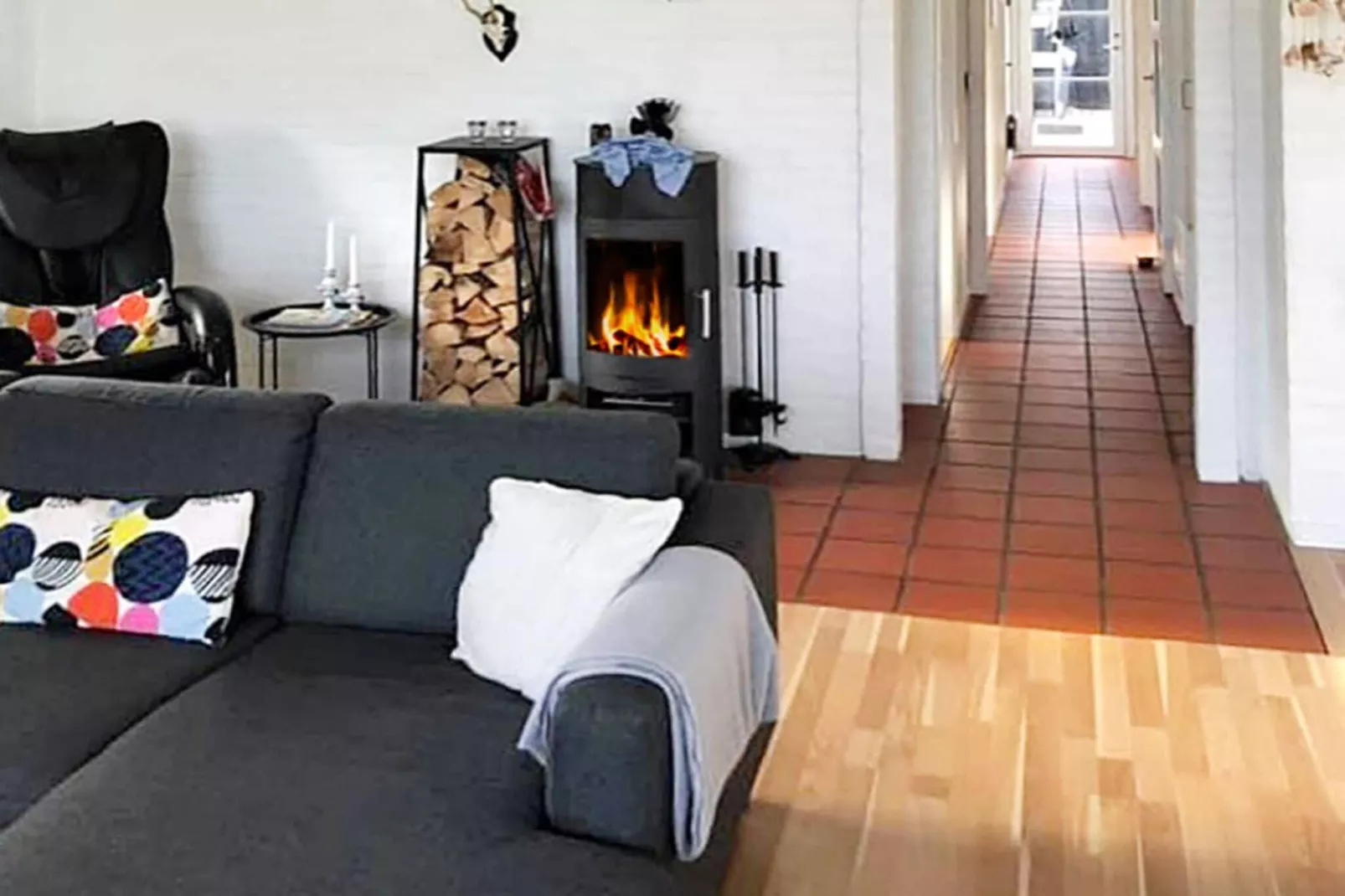 Gezellig vakantiehuis in Lokken, aan zee-Binnen