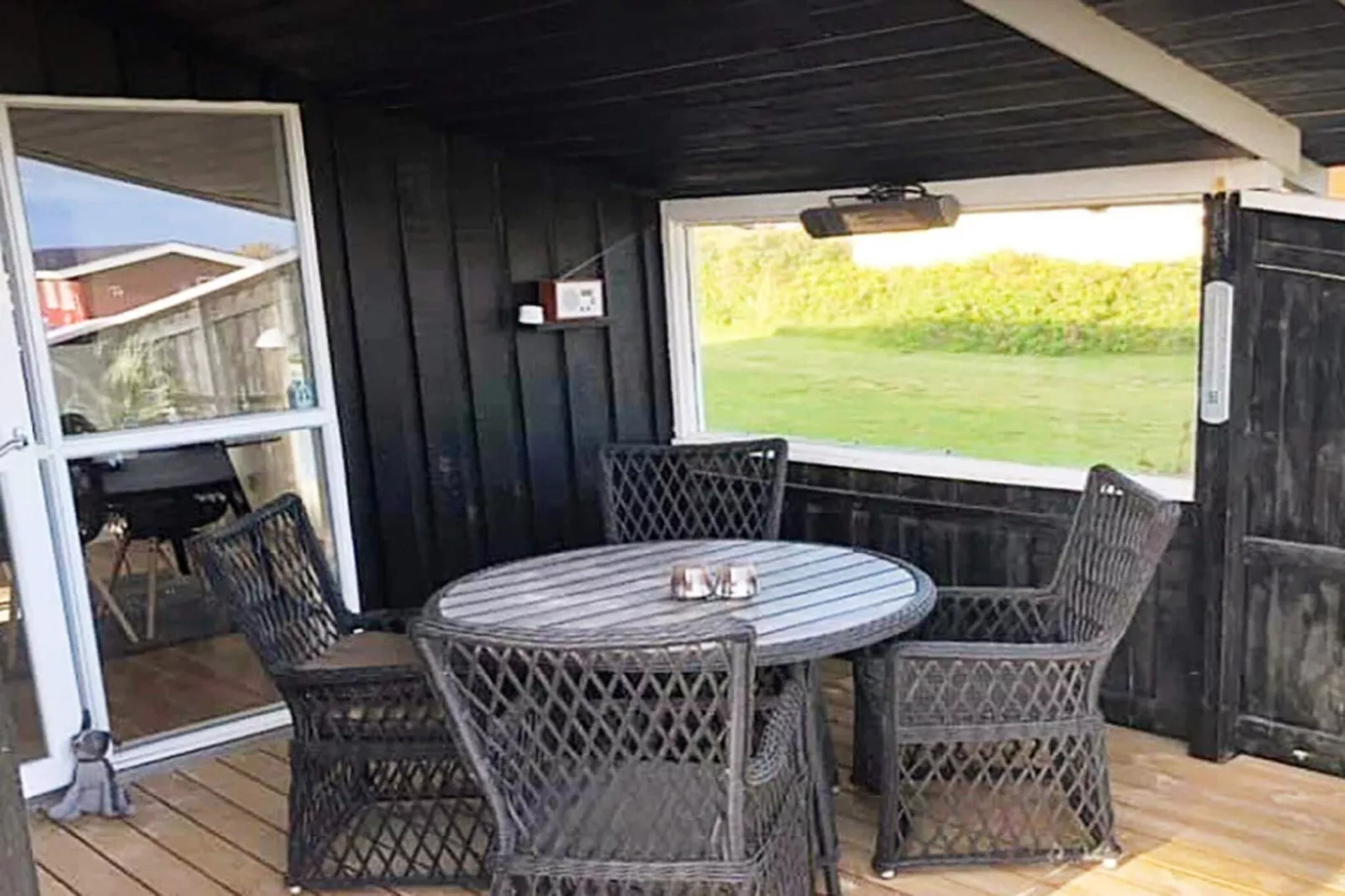 Gezellig vakantiehuis in Lokken, aan zee-Binnen