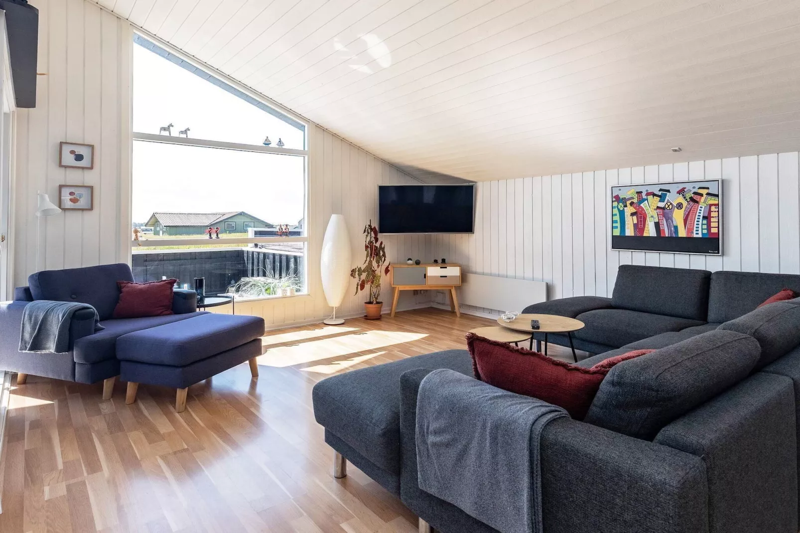 Gezellig vakantiehuis in Lokken, aan zee-Binnen