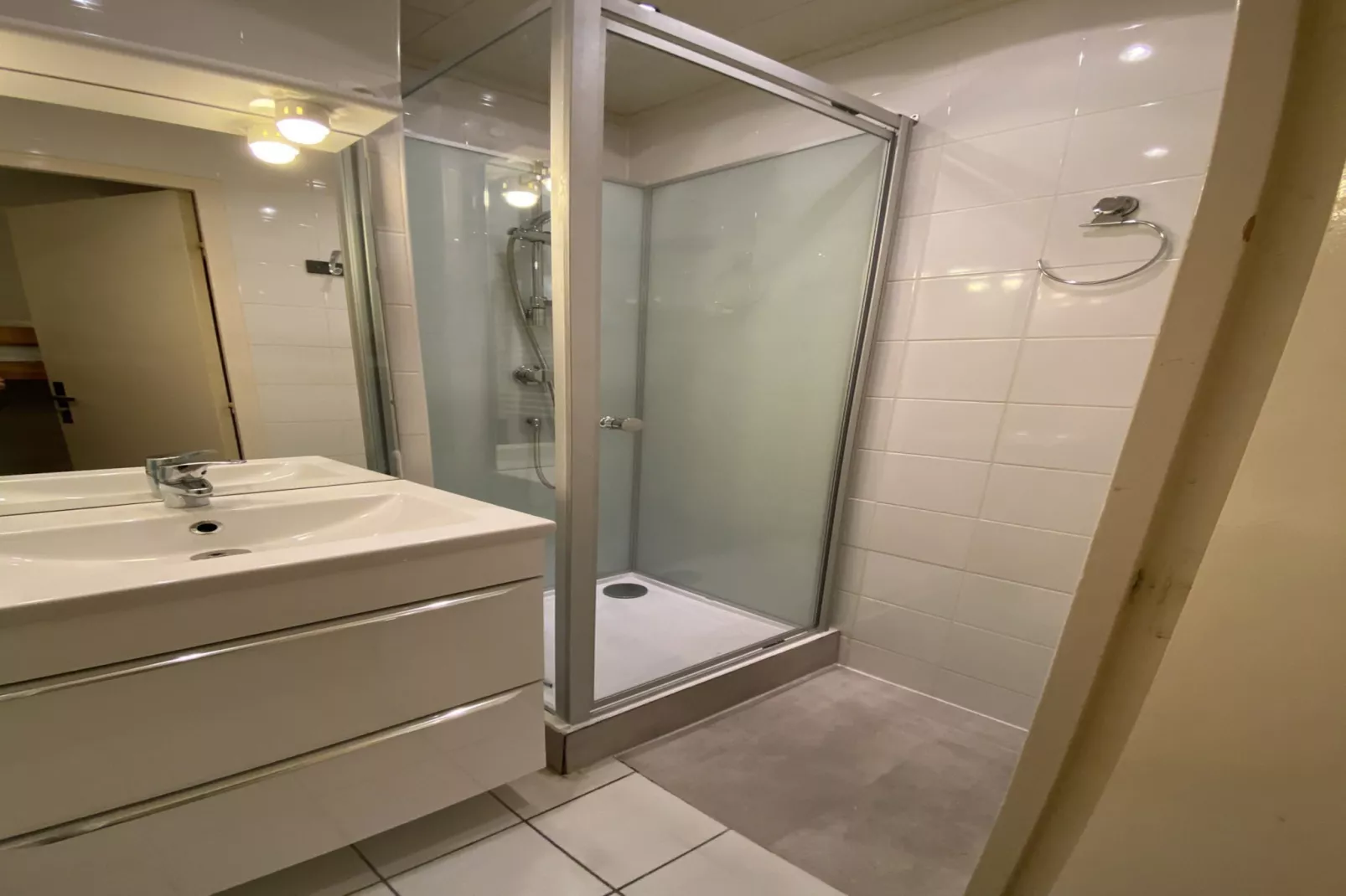 Meije 7 N°B1 - ST4-Badkamer