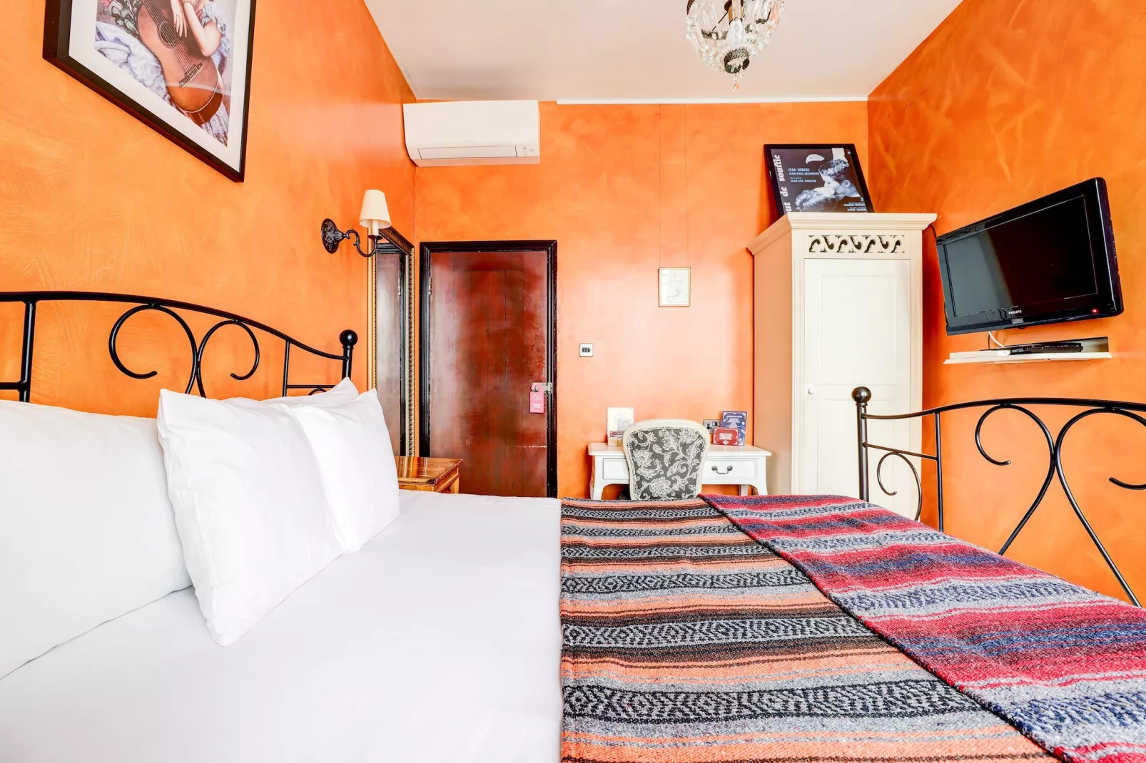 Standard Double  Church Street Hotel-Slaapkamer