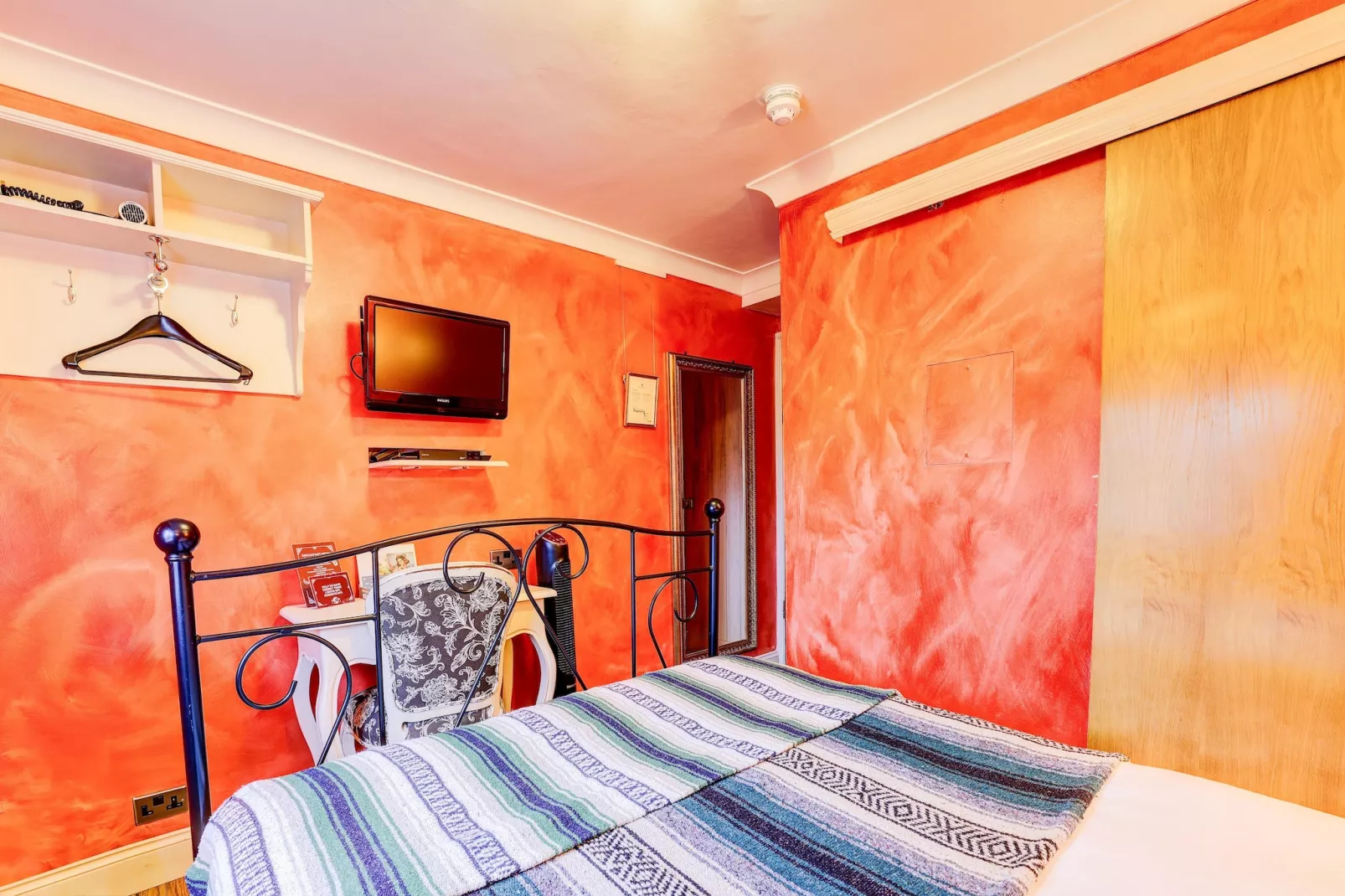 Standard Double  Church Street Hotel-Slaapkamer