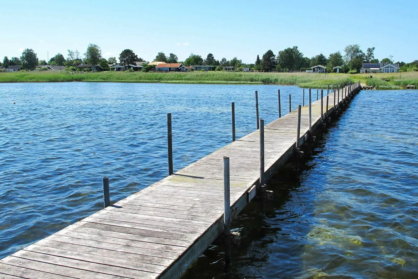 Moderne kusttoevlucht in Eno-By Traum-Niet-getagd