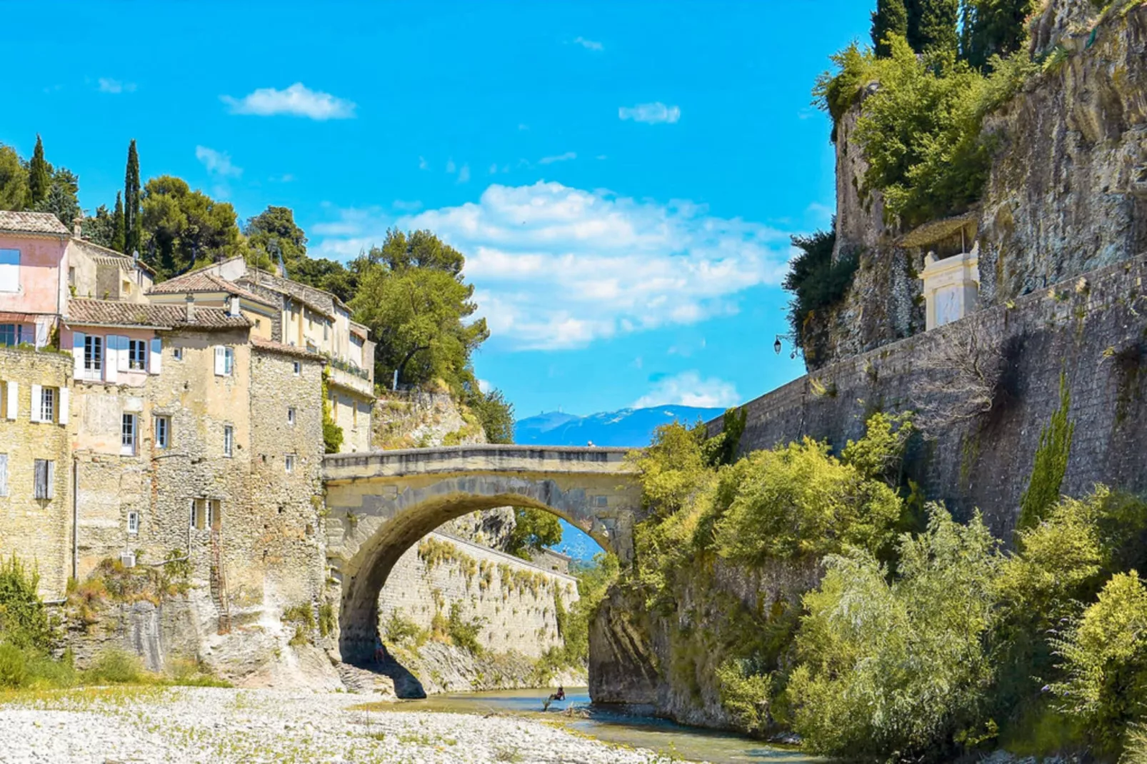 Ferienhaus in Vaison-la-Romaine / Le Mont Ventoux-Buitenkant zomer