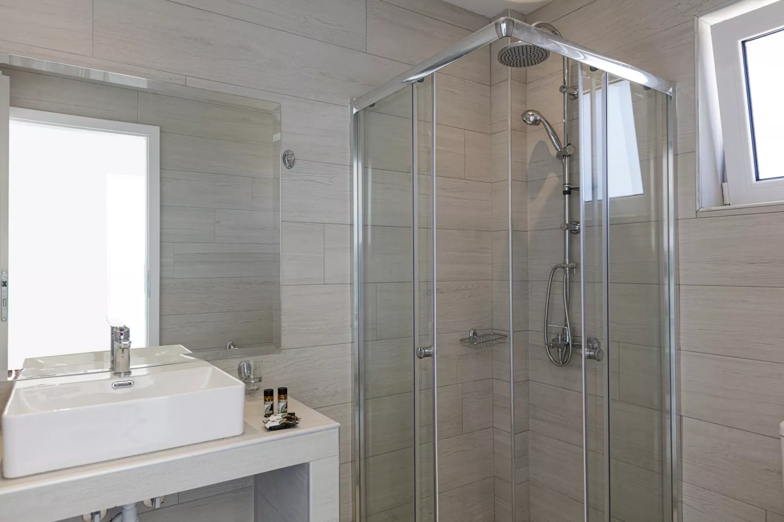 Petres 4-Badkamer