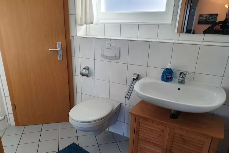 Floating House 3 - Classic / 4 Personen-Badkamer