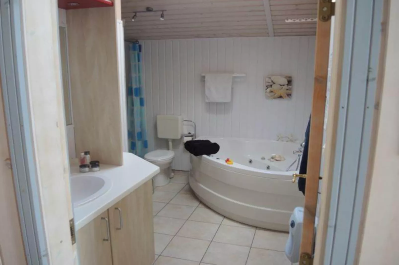 Ferienhaus Seeschwalbe-44-Badkamer