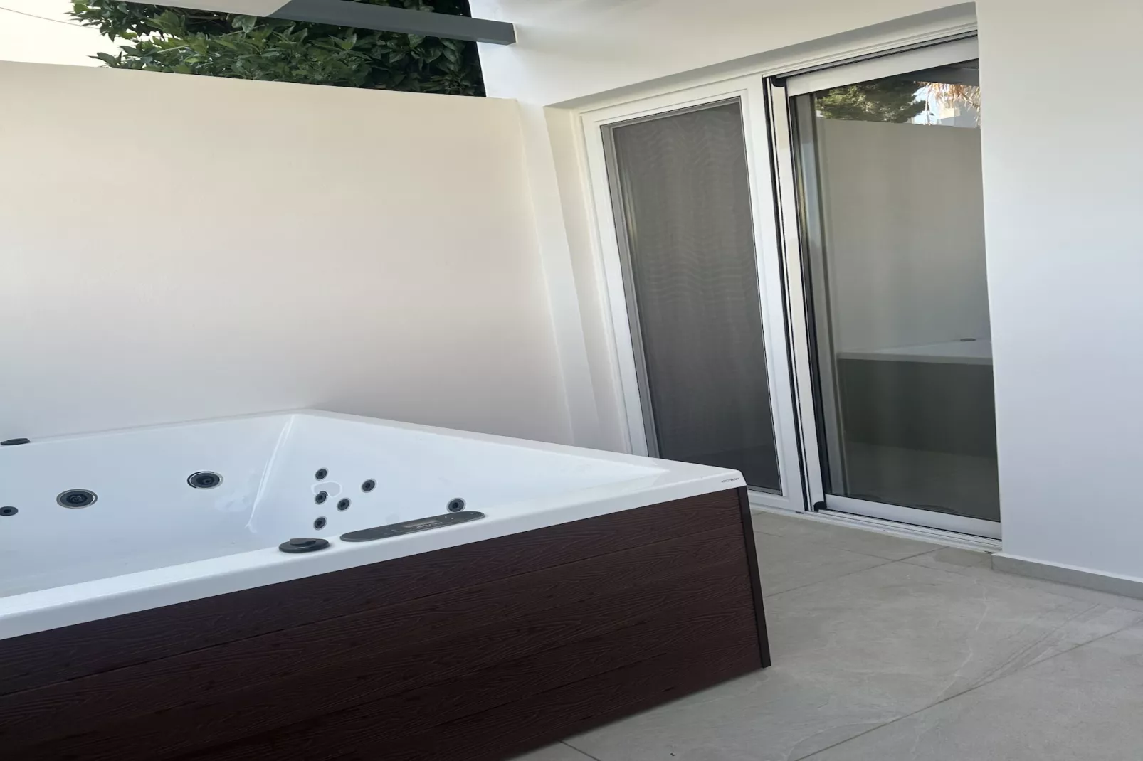 Secret Nest 8-Wellness