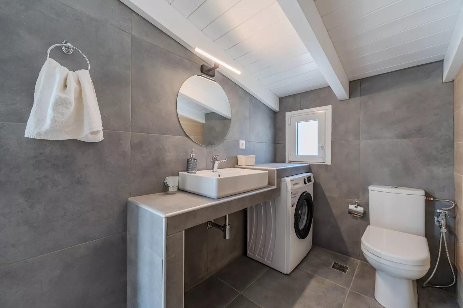 Mythos 4-Badkamer