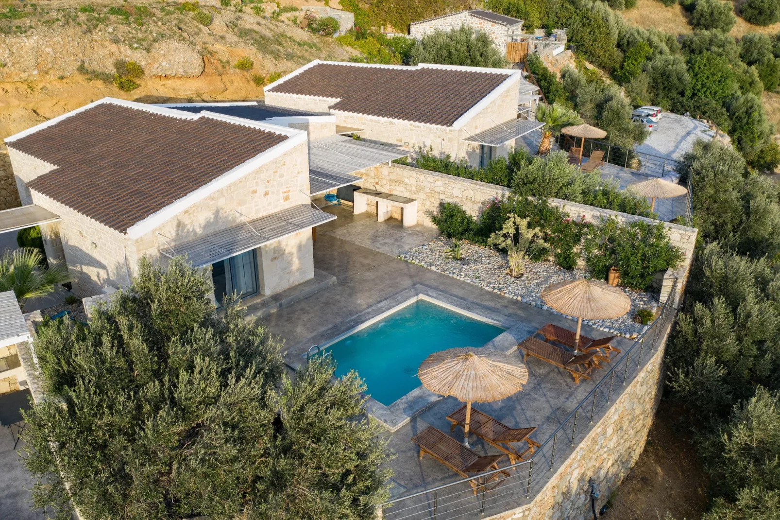 Pyrgos Plakias 2-Buitenlucht