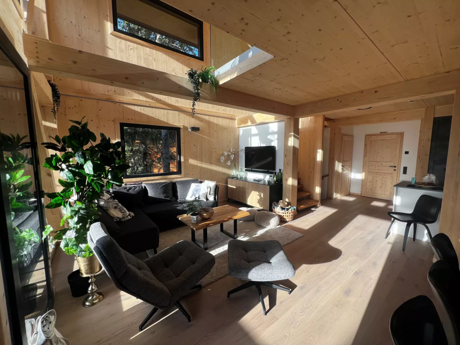 Superior #14 mit Sauna & Hot Tub-Buiten