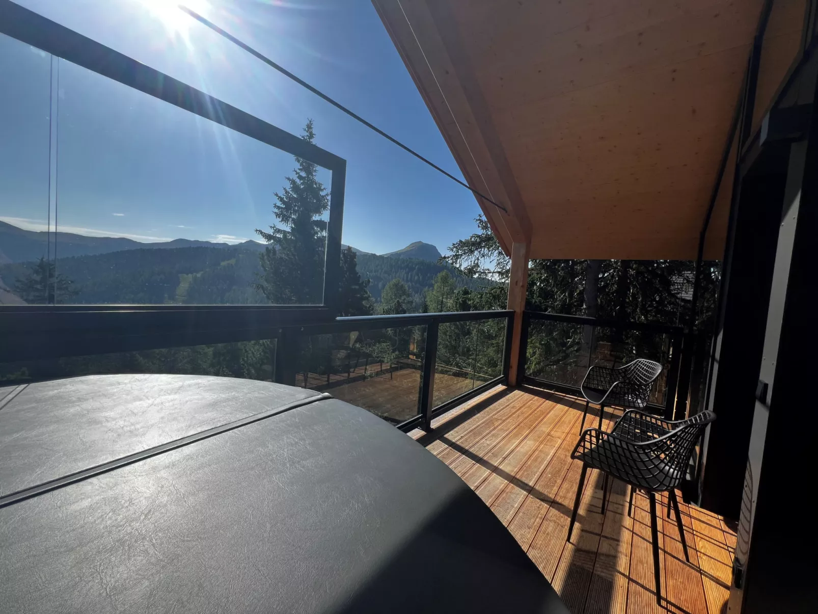 Superior #14 mit Sauna & Hot Tub-Buiten