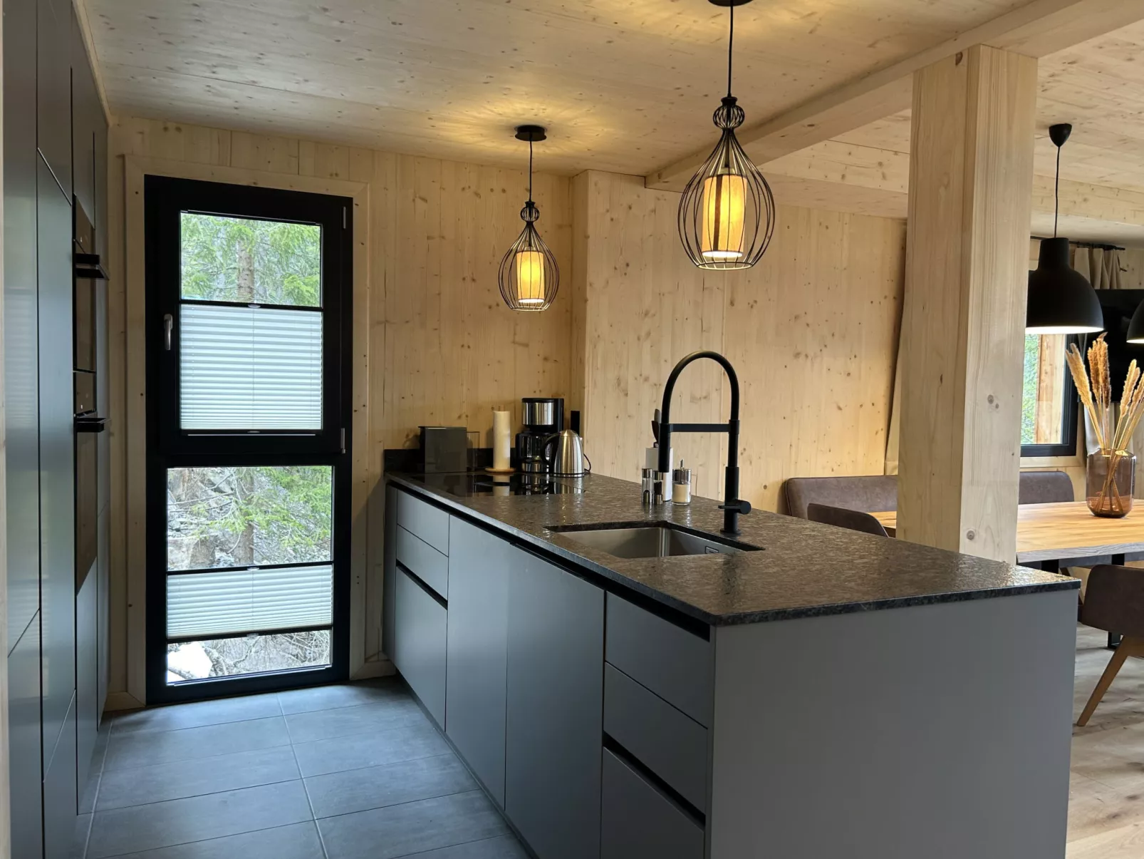Superior # 13 mit Sauna & Hot Tub-Binnen