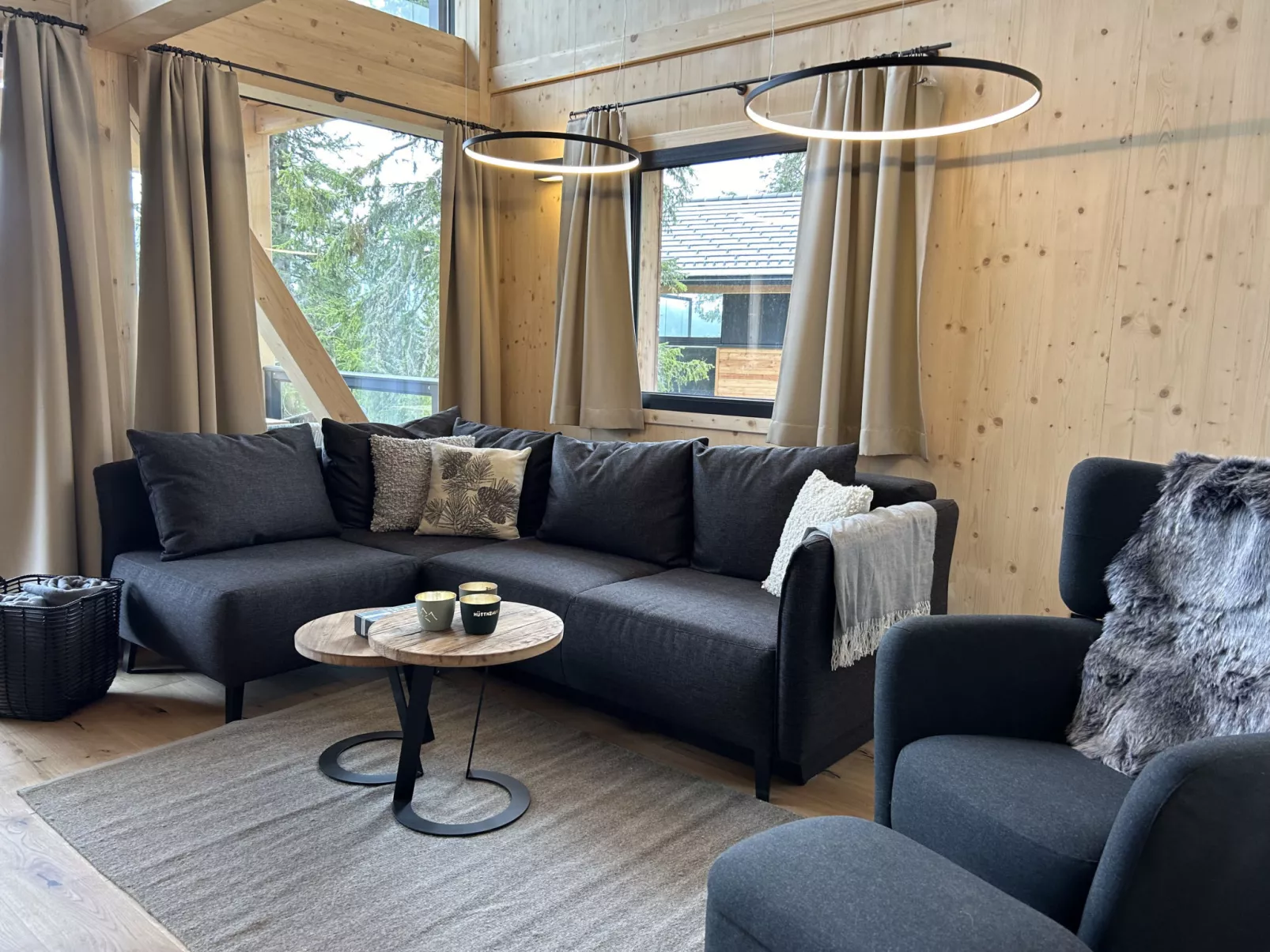 Superior # 13 mit Sauna & Hot Tub-Binnen