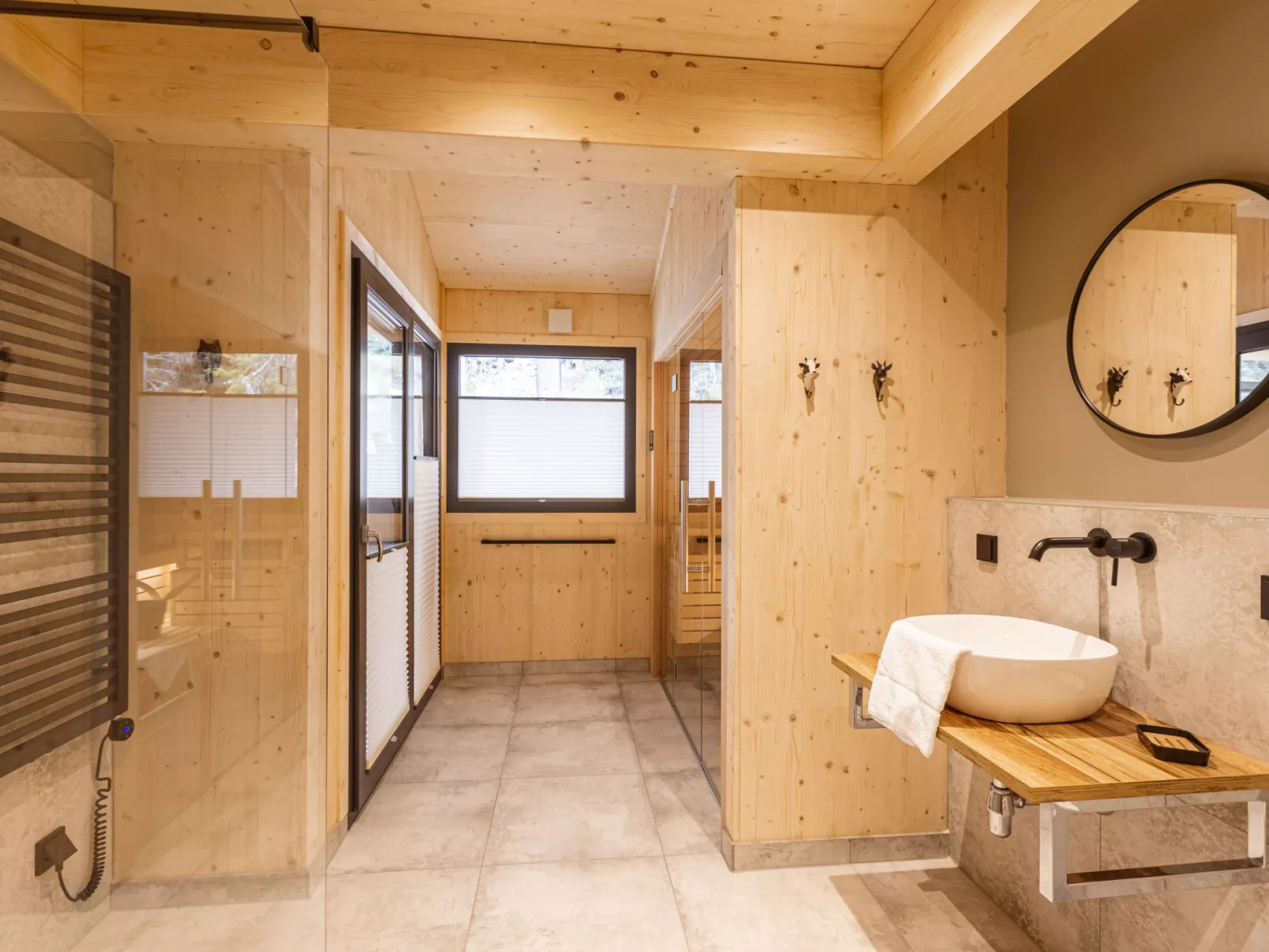 Superior #19 mit Sauna & Hot Tub-Binnen