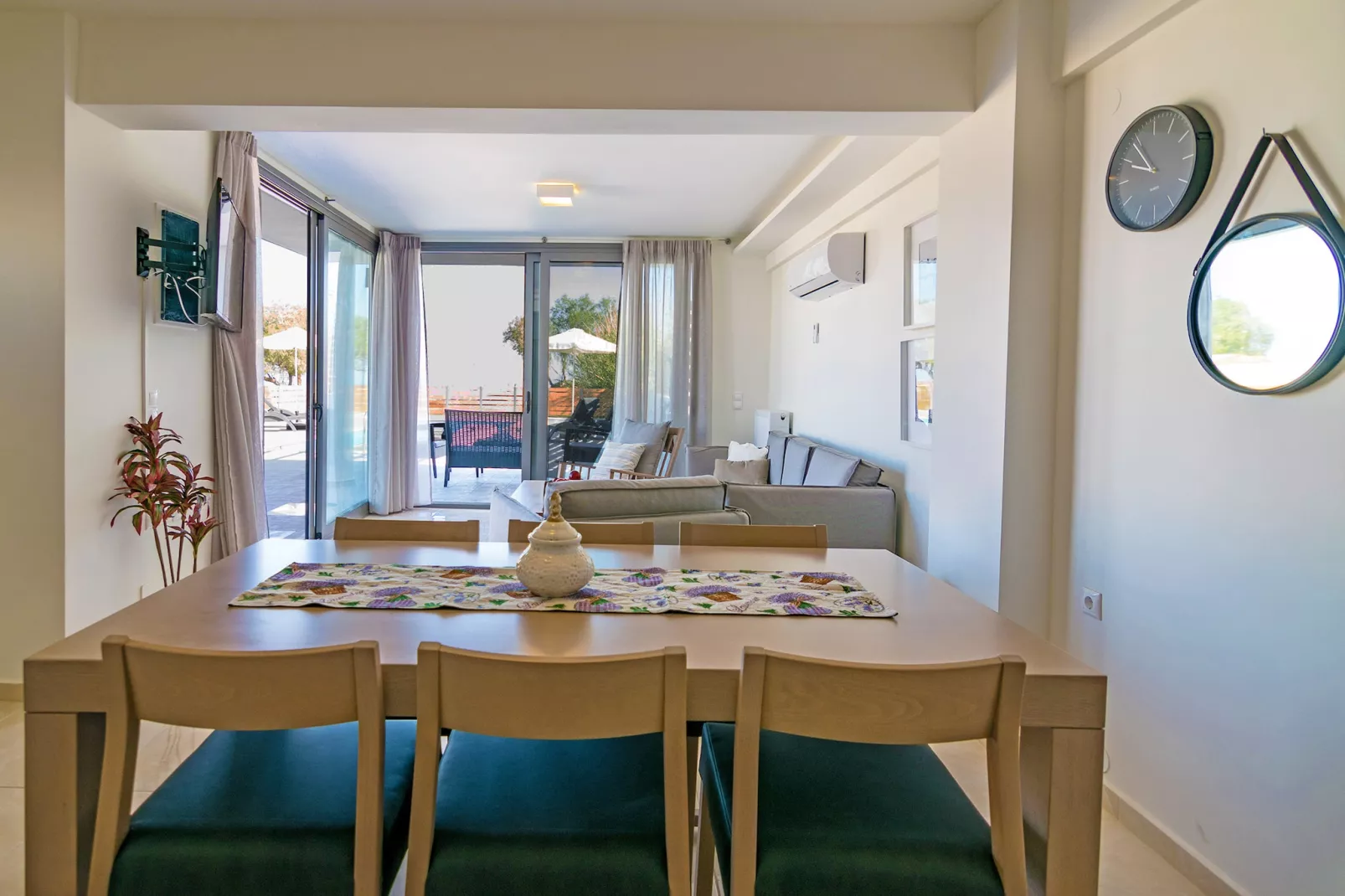 Blue Oyster Beach 1-Eetkamer