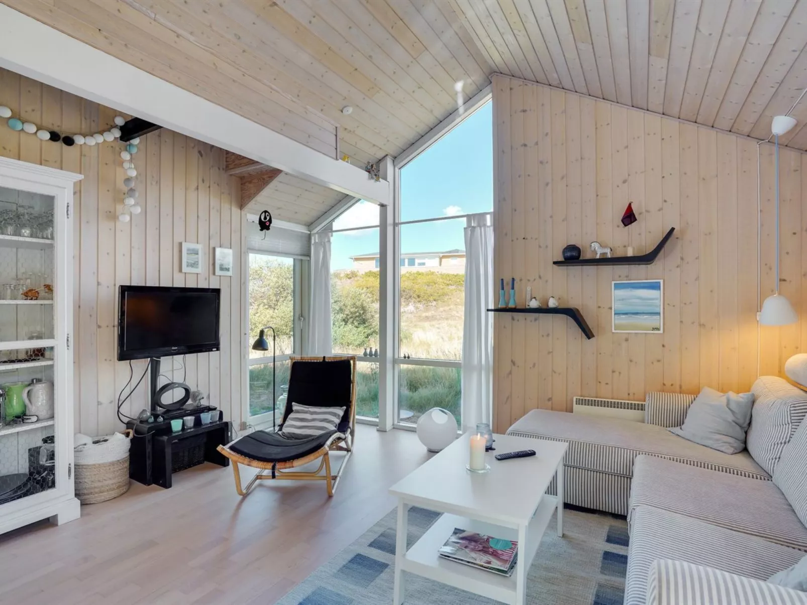 "Aivi" - 700m from the sea-Binnen