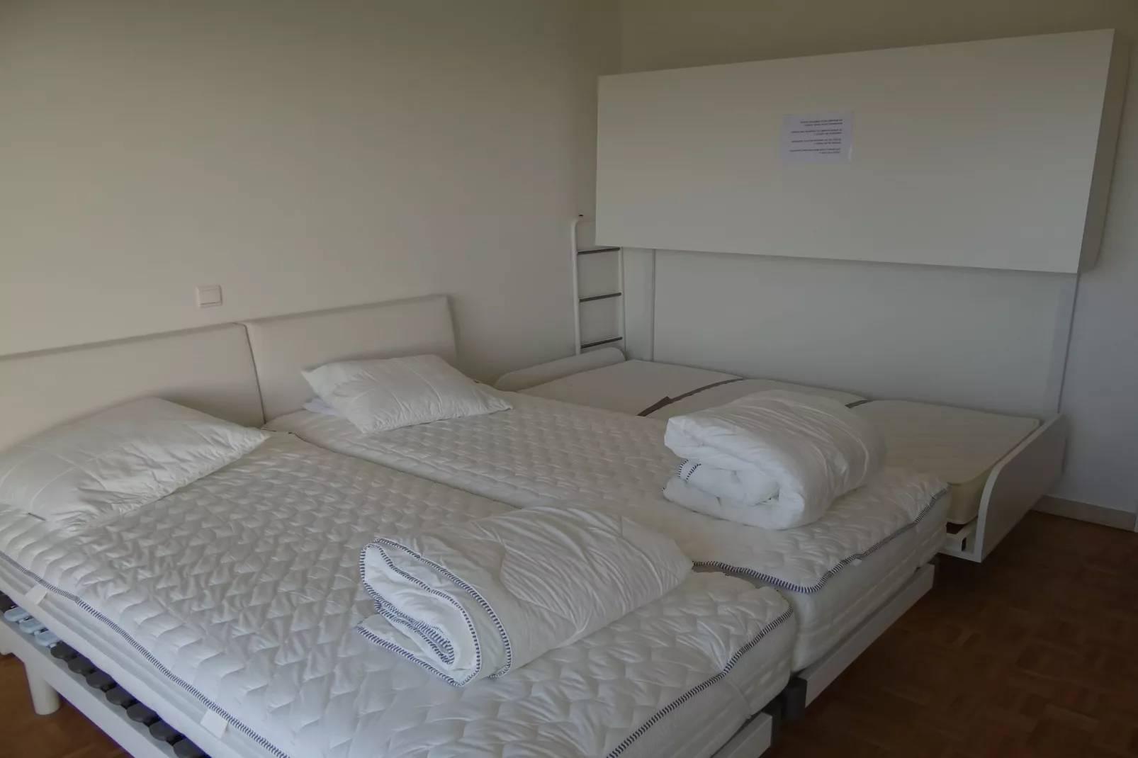 SCORPIO BI 1201GAR-Slaapkamer