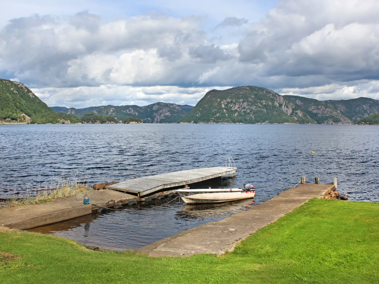 Åptafjorden-Buiten