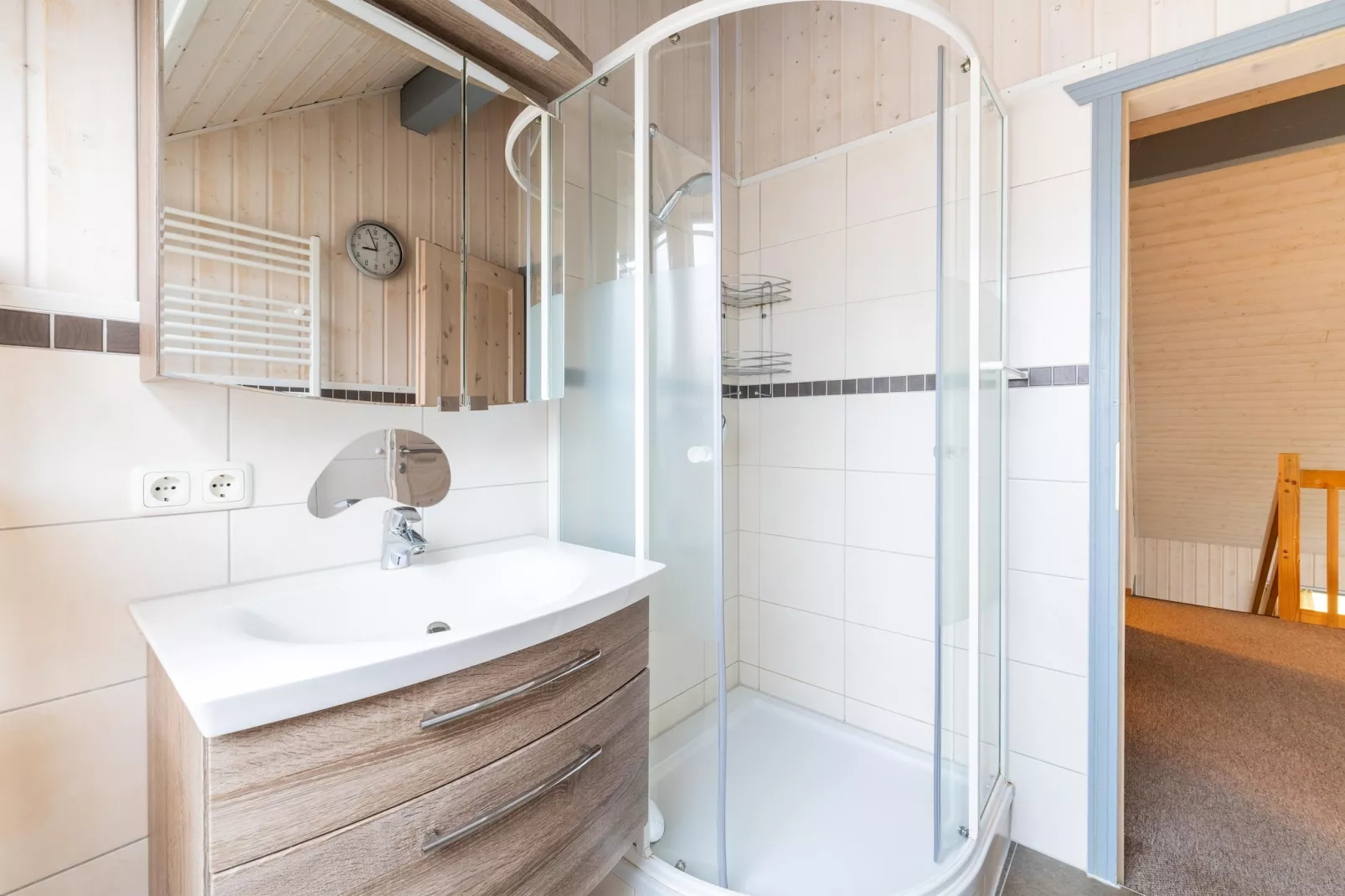 Schwan 290-Badkamer