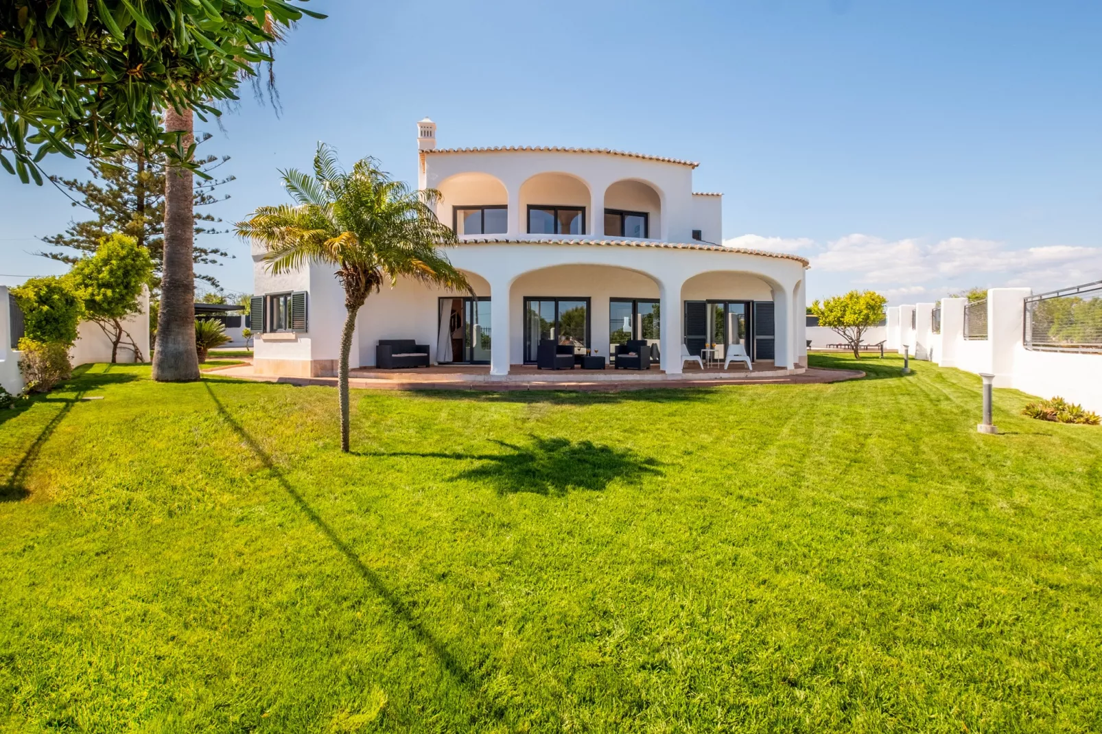 Villa Benagil Boutique-Buitenkant zomer
