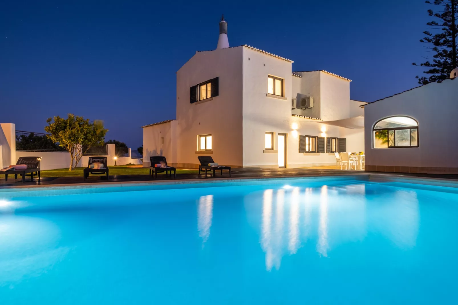 Villa Benagil Boutique-Buitenkant zomer
