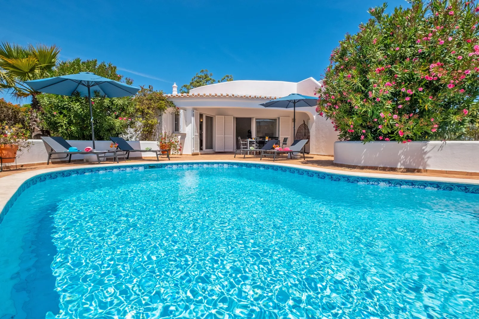Villa Sunshine-Buitenkant zomer