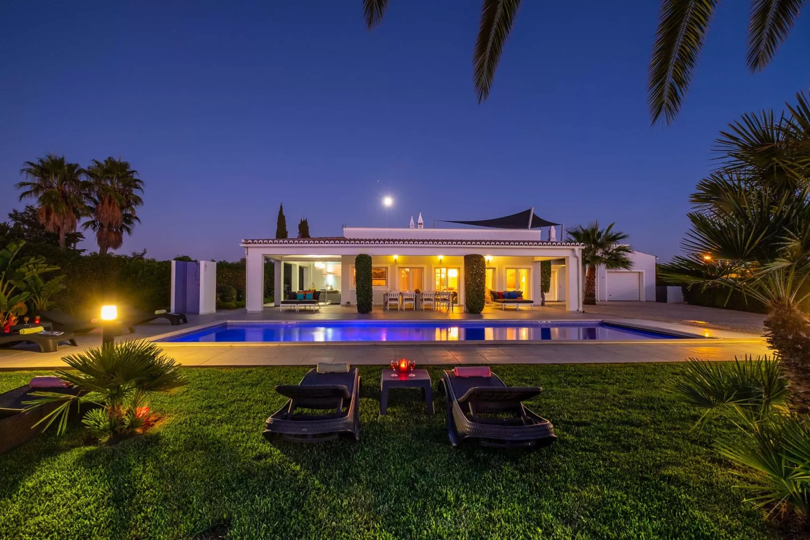 Villa Koster-Buitenkant zomer