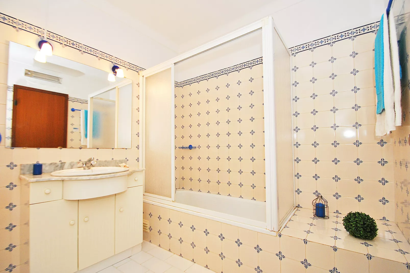 Apartment Formentera-Badkamer