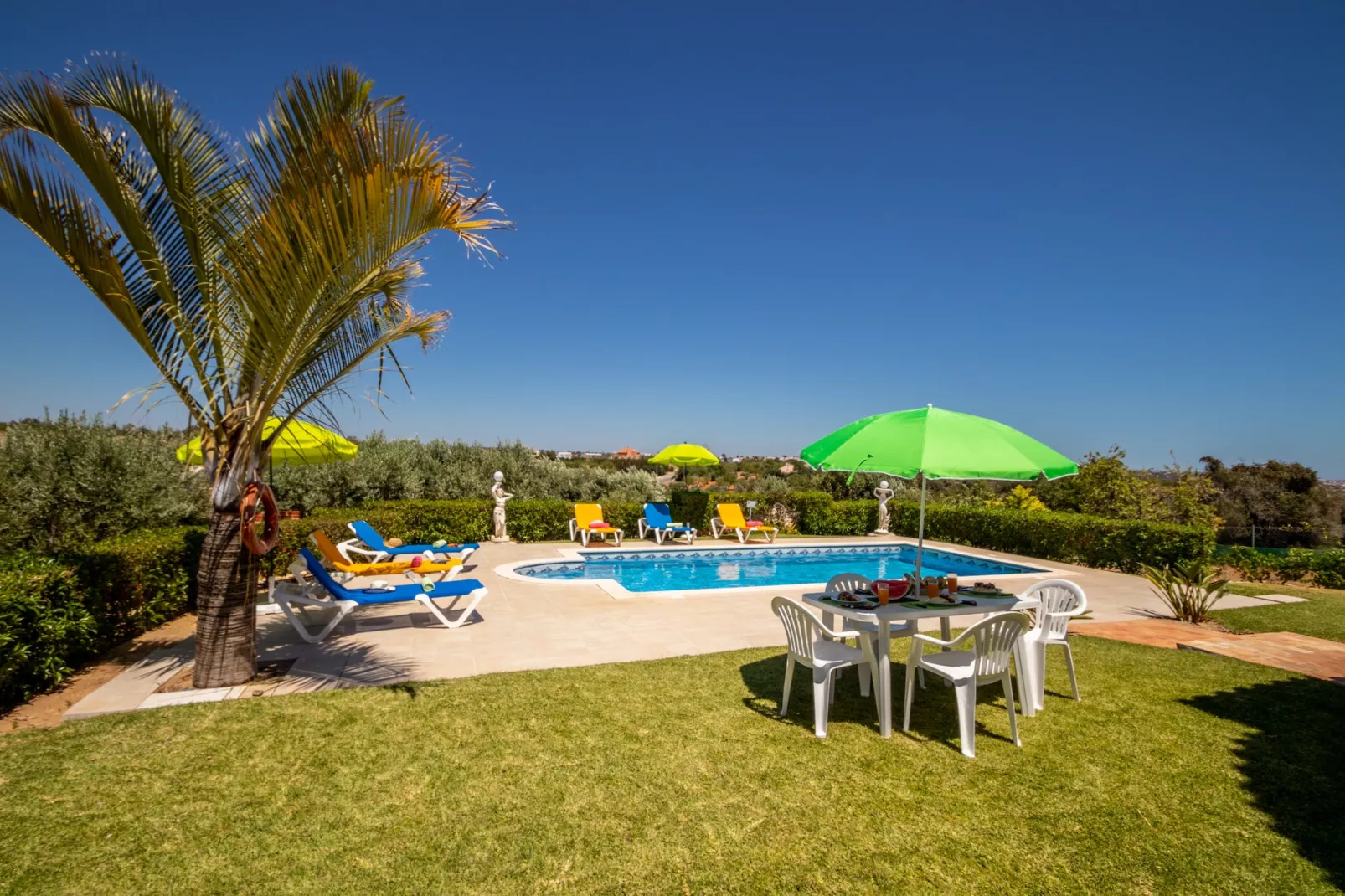 Villa Muriwai-Zwembad