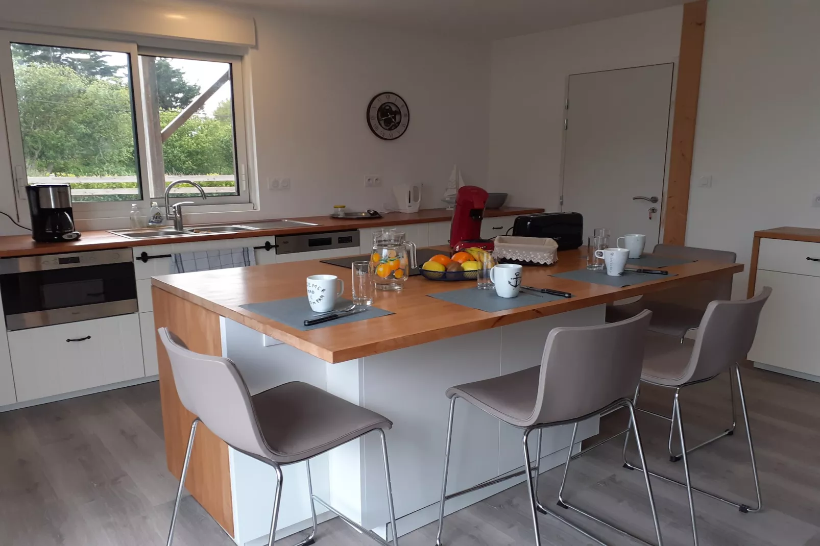 ROSCAROC - ENEZ HIR (RDC) - Portsall-Eetkamer