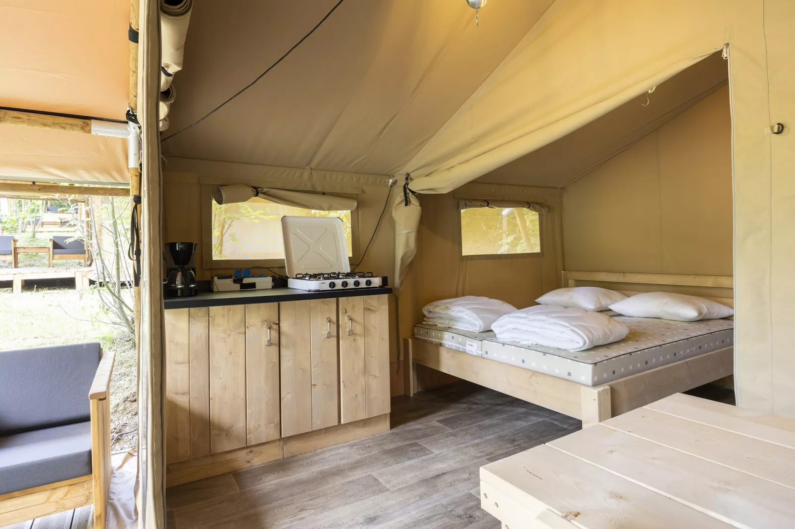 Safaritent 5 persons-Slaapkamer