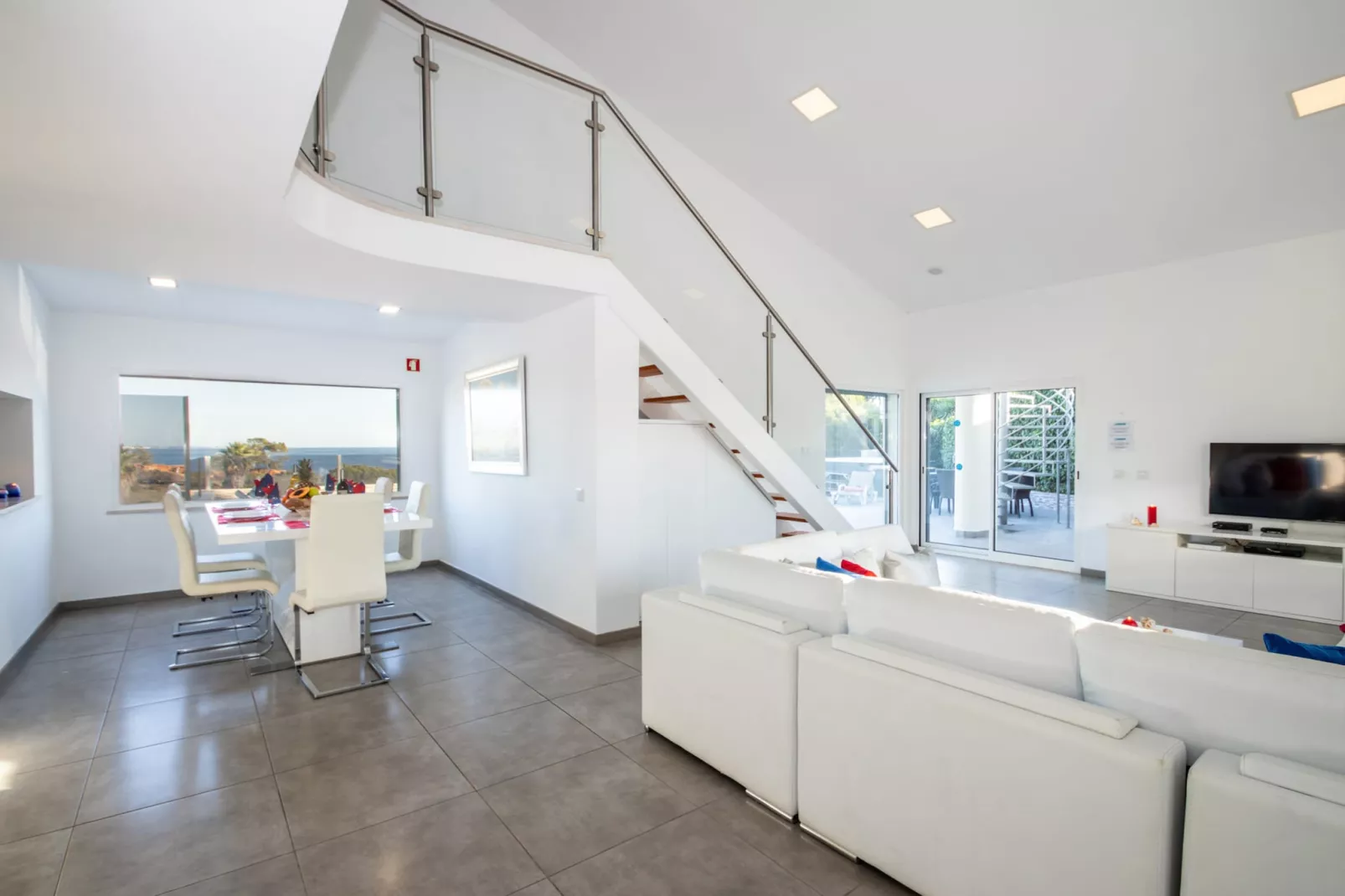 Villa Praia-Woonkamer
