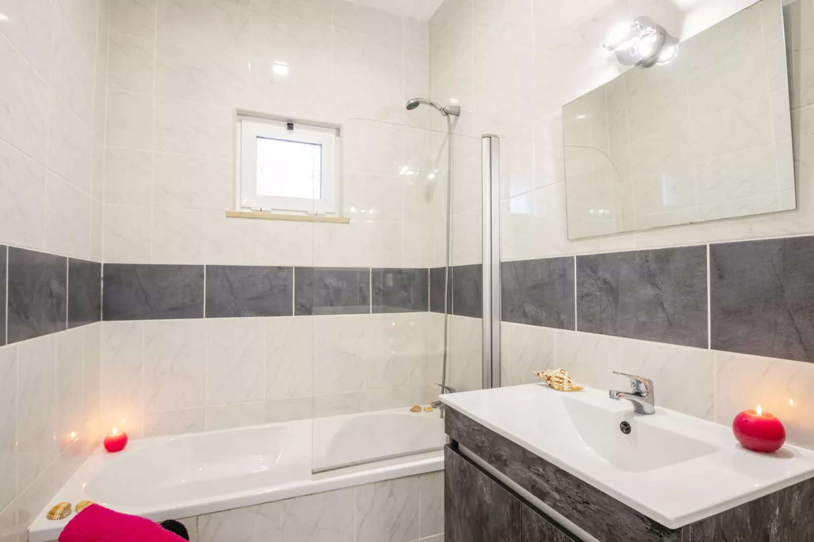Villa Praia-Badkamer