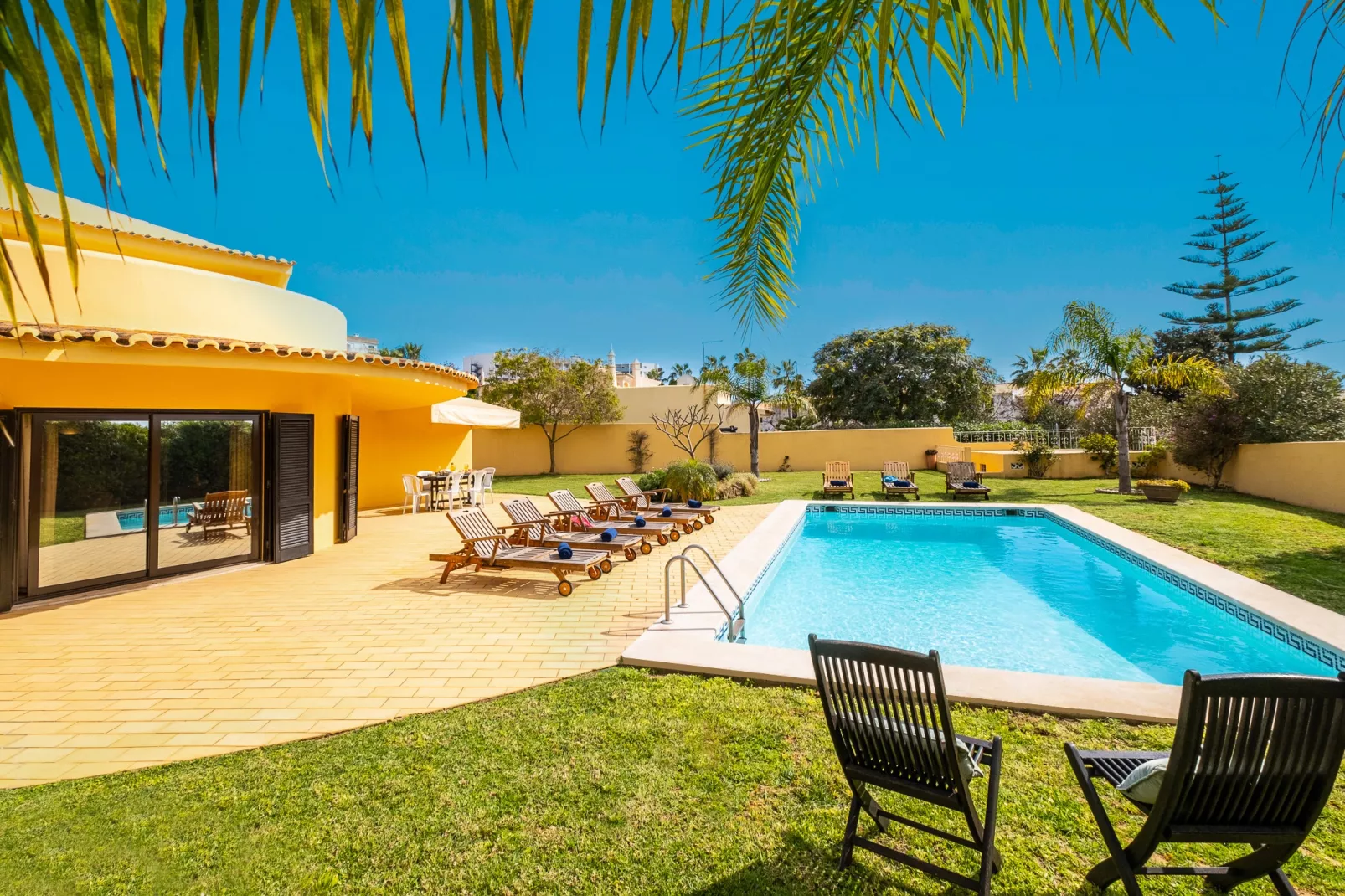 Villa Samui-Buitenkant zomer