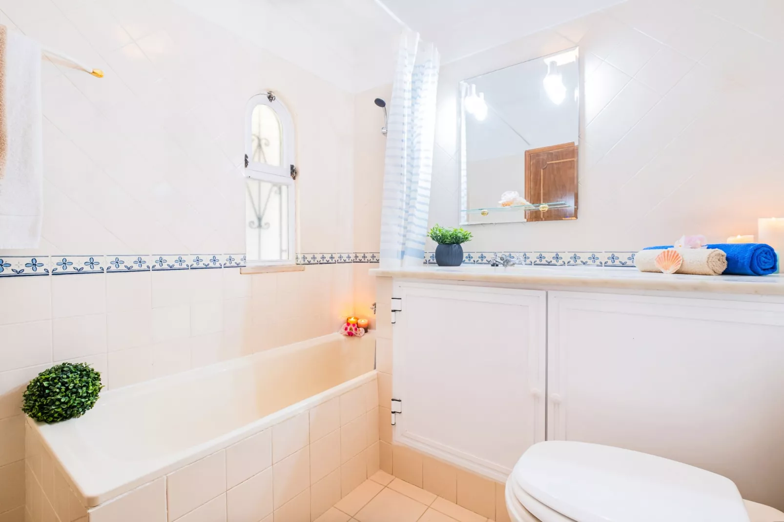 Villa Menorca-Badkamer