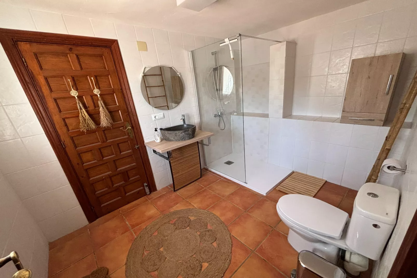 Villa Marja-Badkamer