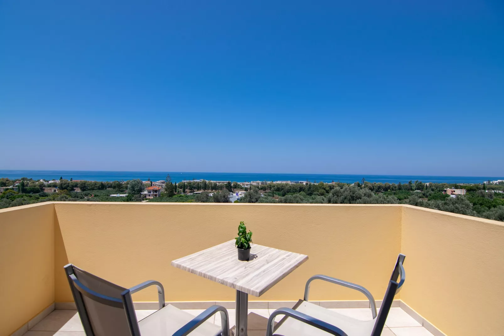 Yanni's 2-Terrasbalkon