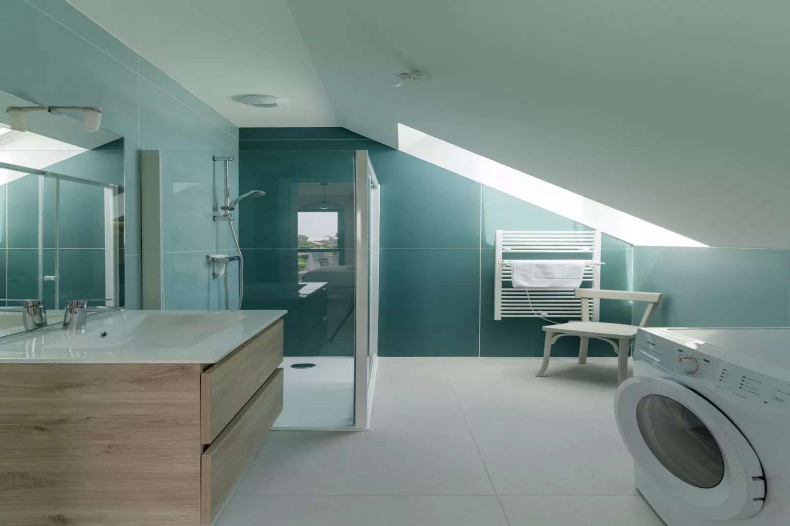AR SKOL - Porspoder-Badkamer