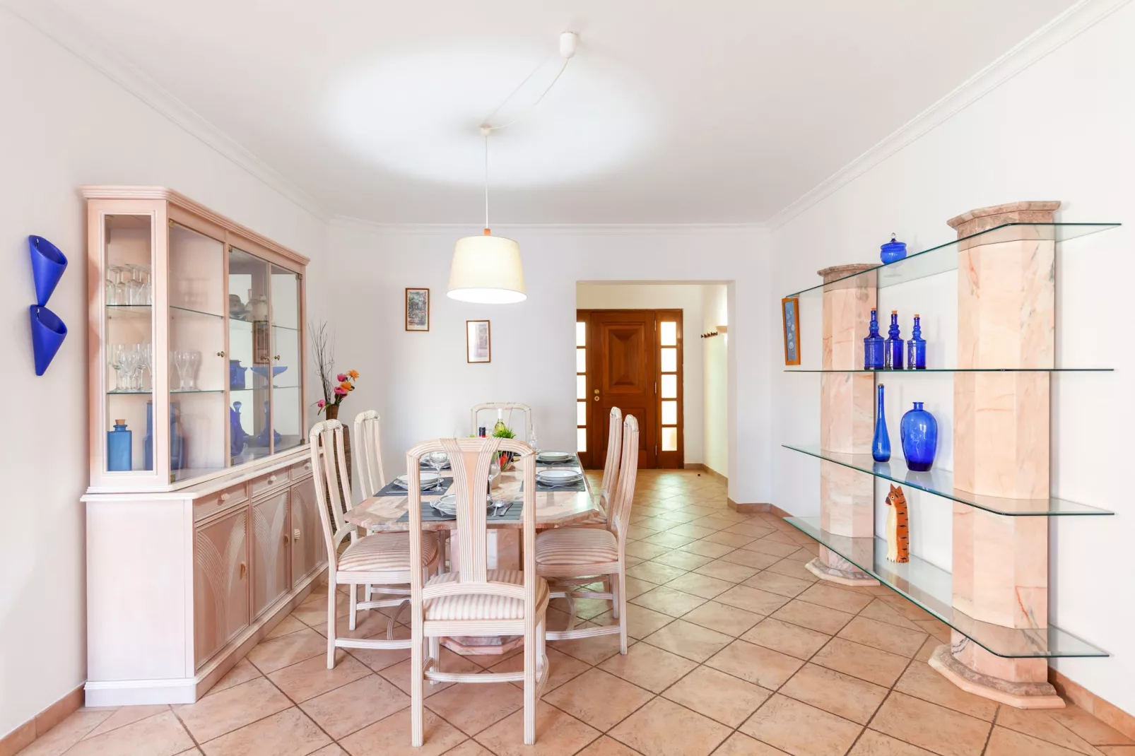 Villa Azzurra-Eetkamer