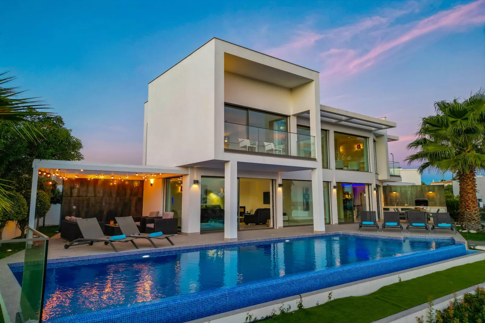 Villa Catalina-Zwembad